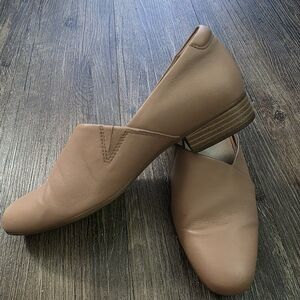 Women's Tan Loafers